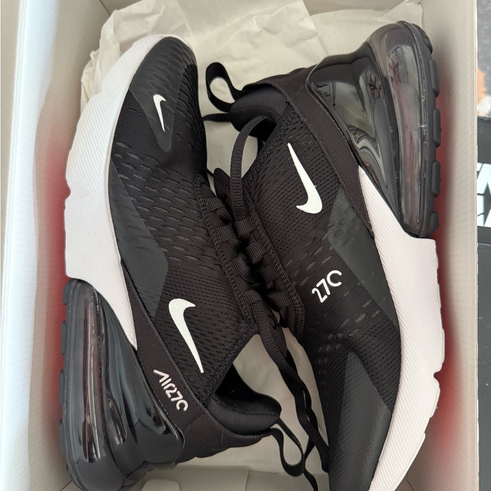 * SOLD on FB* Nike Air Max 270 Black and Anthracite Shoes
